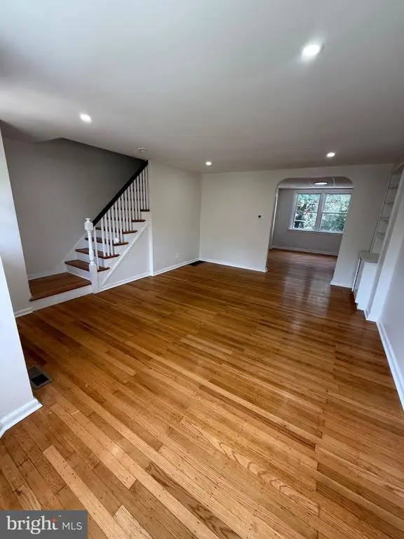 432 Grace Rd, Upper Darby