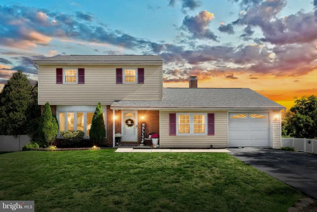 2933 Exeter Dr S, York