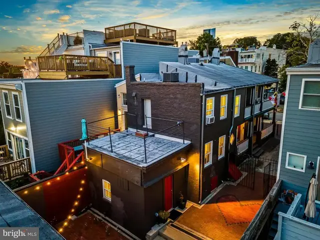 337 E Hamburg St, Baltimore