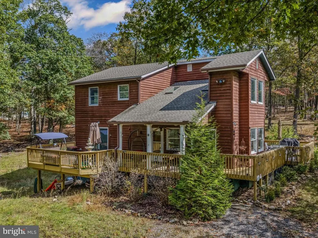 51 Hungarian Dr., BERKELEY SPRINGS