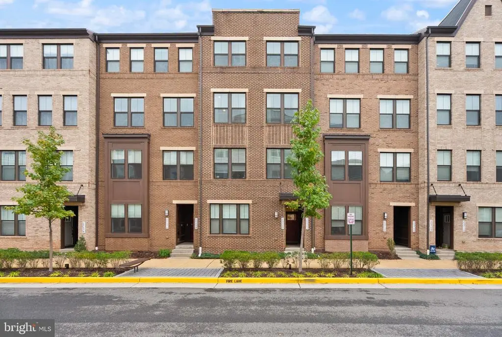 20702 Wood Quay Dr, Sterling