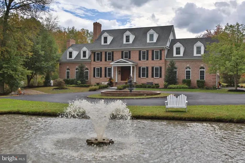 7 Quail Dr, DOYLESTOWN