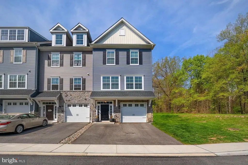 300 Rock Run Cir, BROOMALL