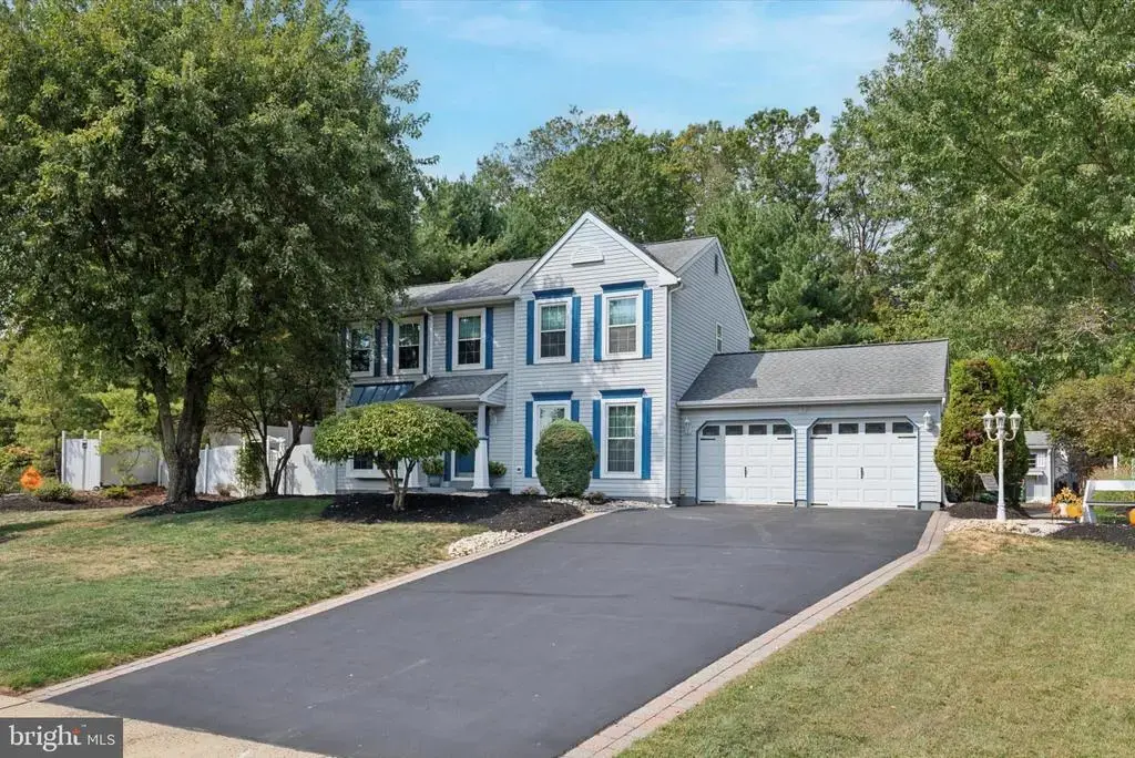 1402 Valley View, WARRINGTON