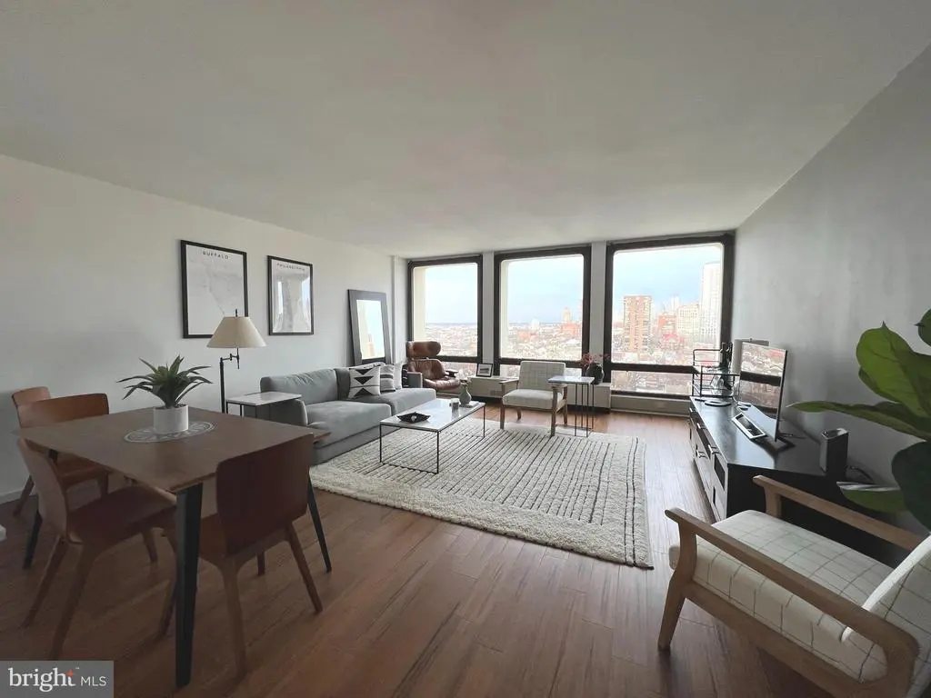 210 Locust St #15ew, PHILADELPHIA