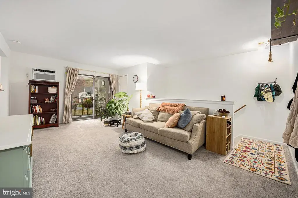 612 N Shady Retreat Rd, DOYLESTOWN