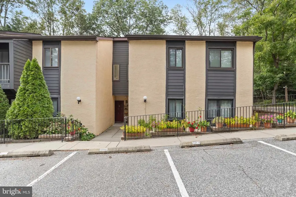 1511 Painters Xing #1511, CHADDS FORD