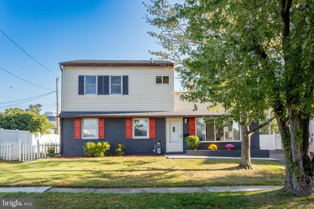 3851 Berkley Rd, BENSALEM