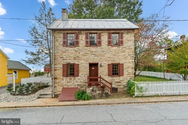 120 E Main St, Burkittsville