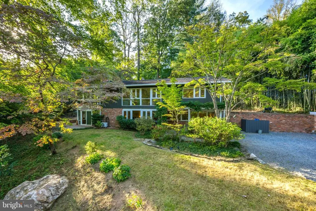 7108 Broxburn Dr, BETHESDA