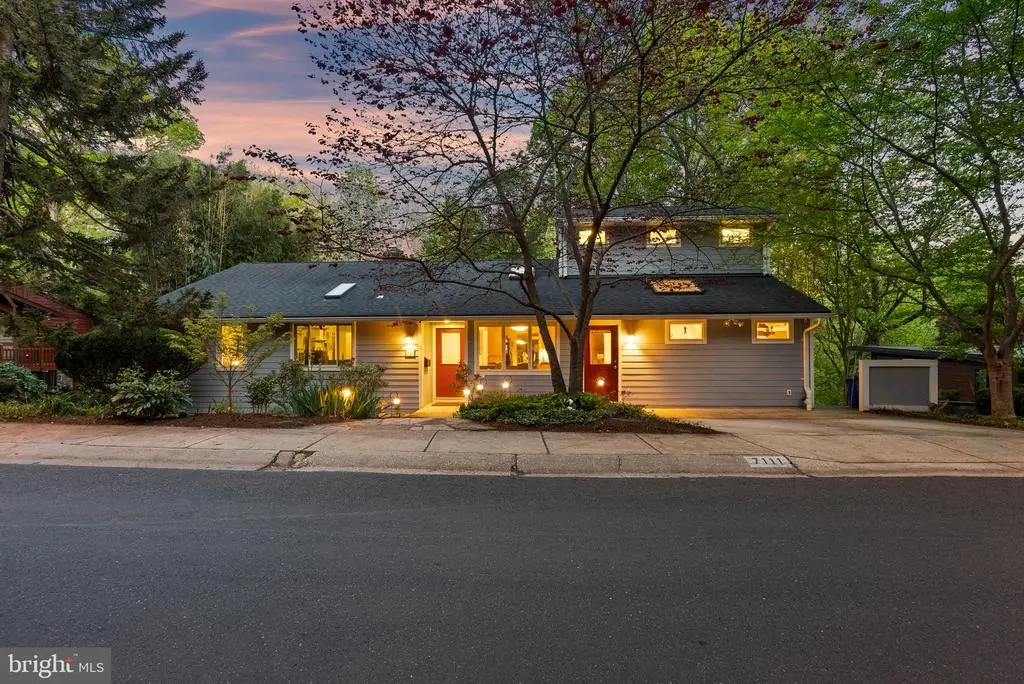 7111 Braeburn Pl, BETHESDA