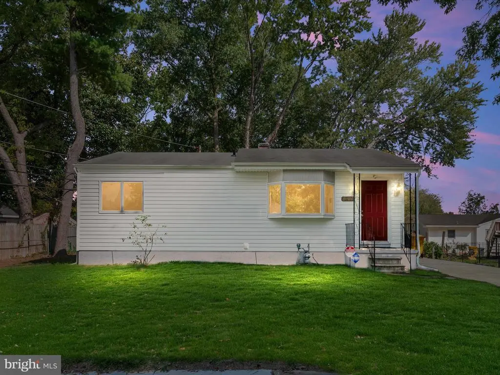 8903 Jeff Mar Dr, Glen Burnie