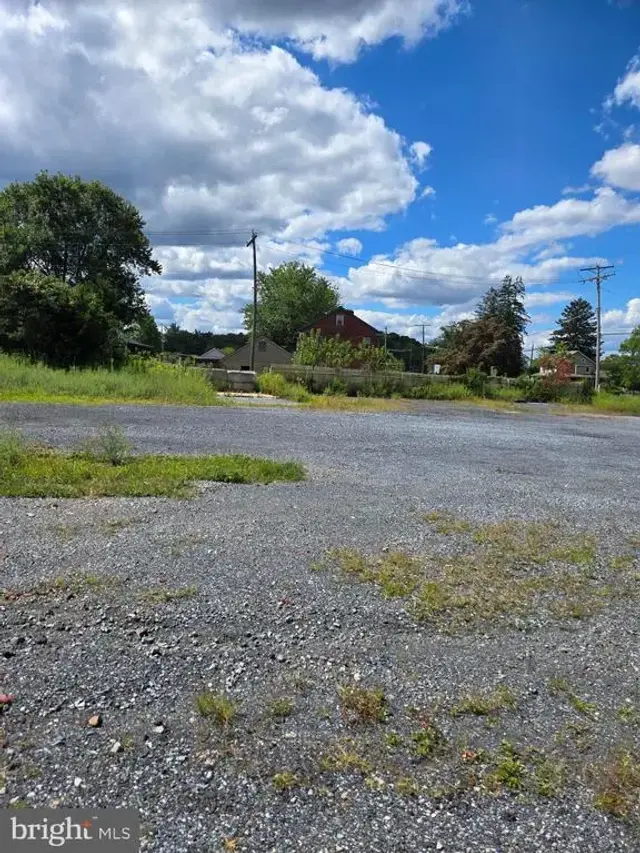 2690 E Harrisburg Pike, Middletown