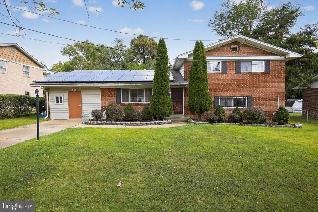 6702 Berkshire Dr, Temple Hills