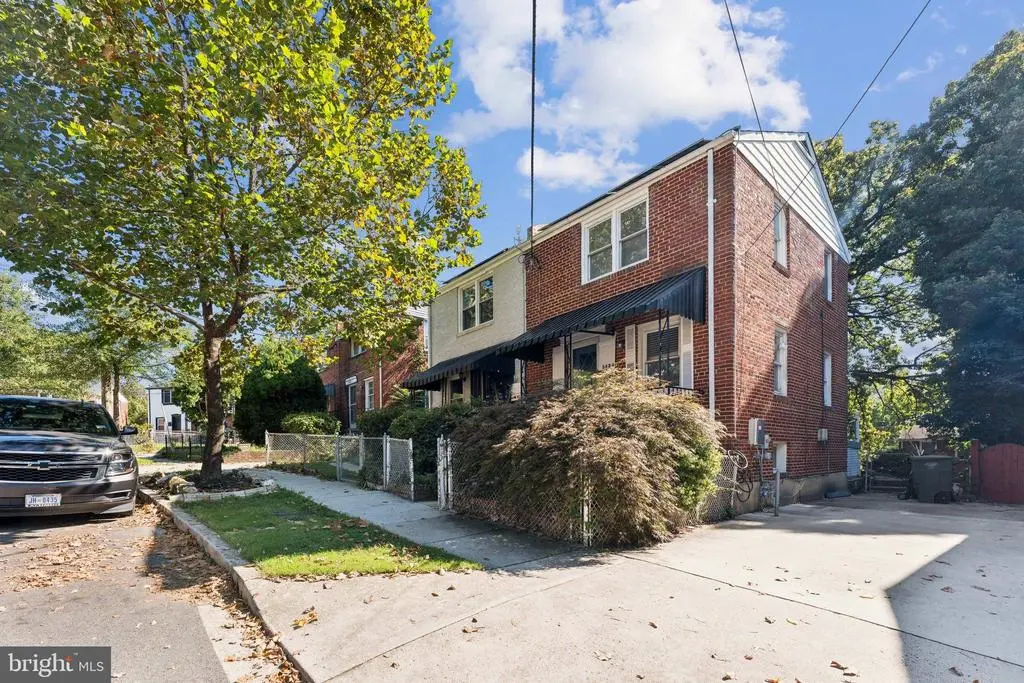 3424 24th St Se, WASHINGTON