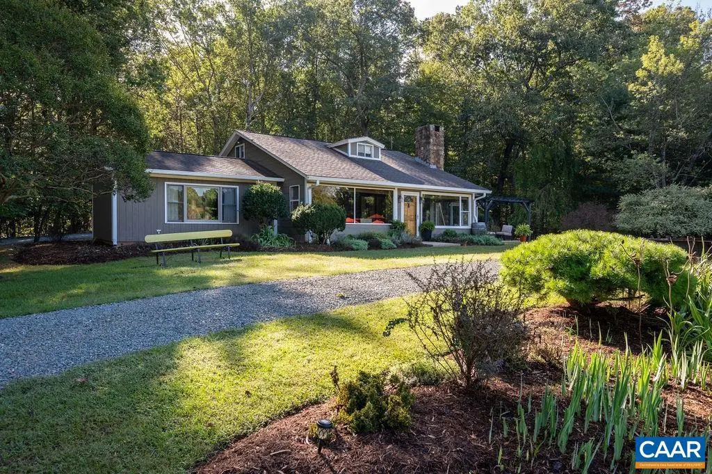 3172 Woodcreek Dr, CHARLOTTESVILLE