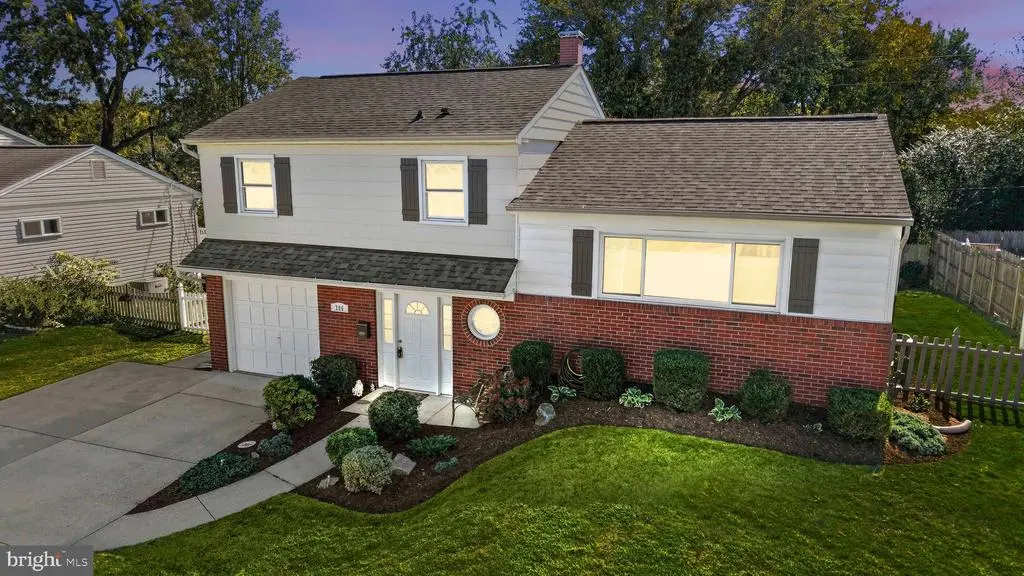 706 Mayo Rd, Glen Burnie