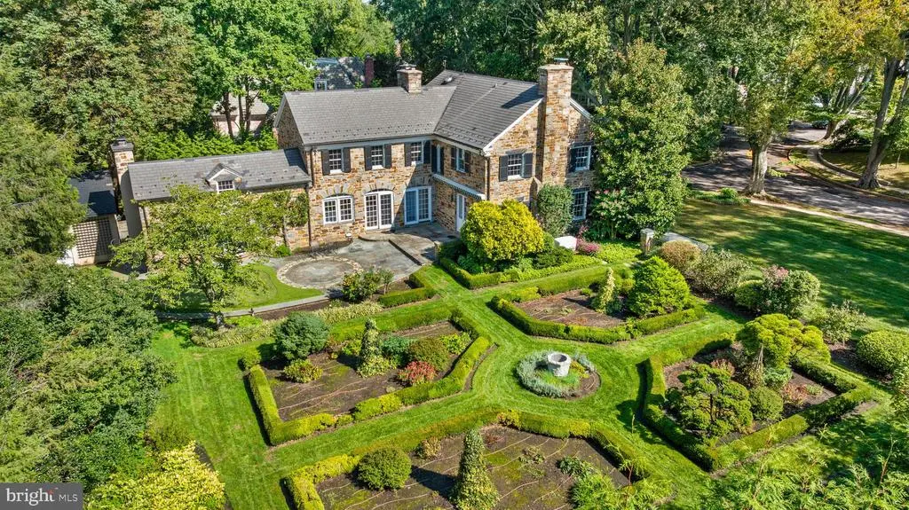 6316 Mossway Rd, Baltimore