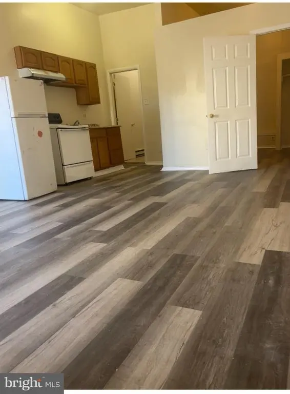 557 N Creighton St, PHILADELPHIA