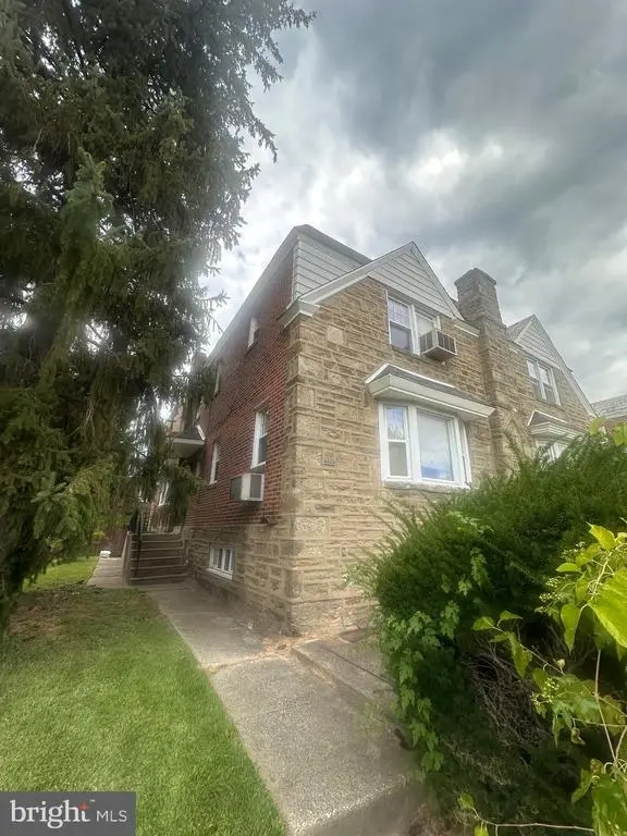 729 E Upsal St, PHILADELPHIA