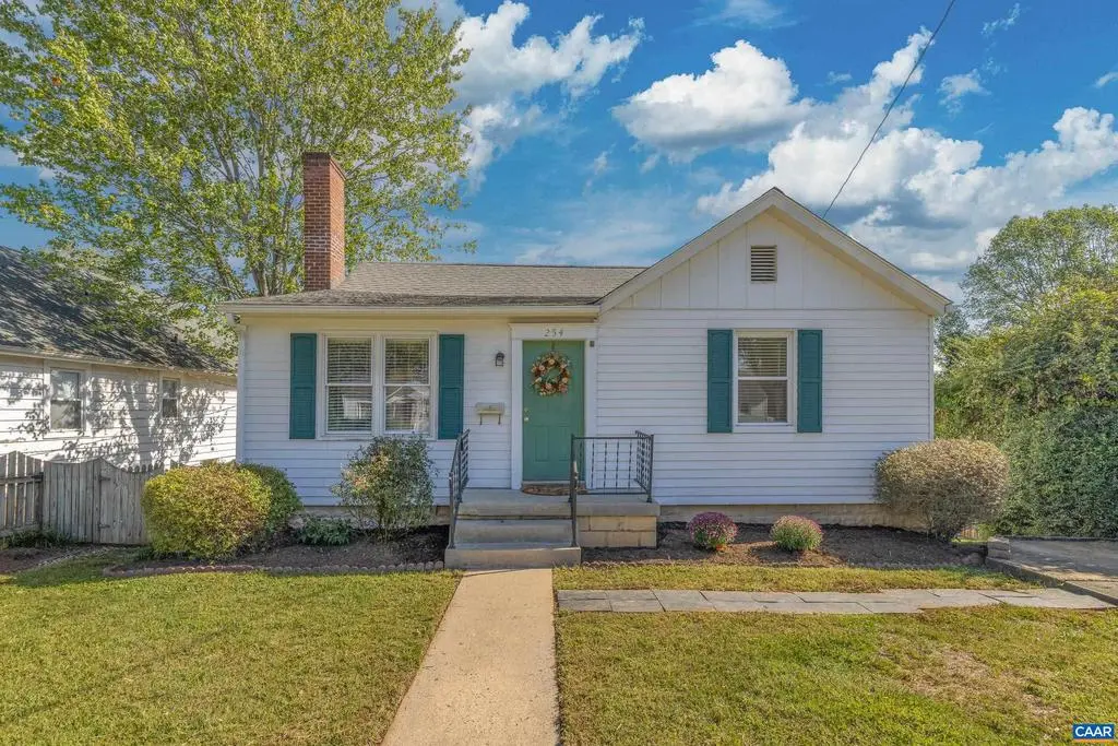 254 Shamrock Rd, Charlottesville