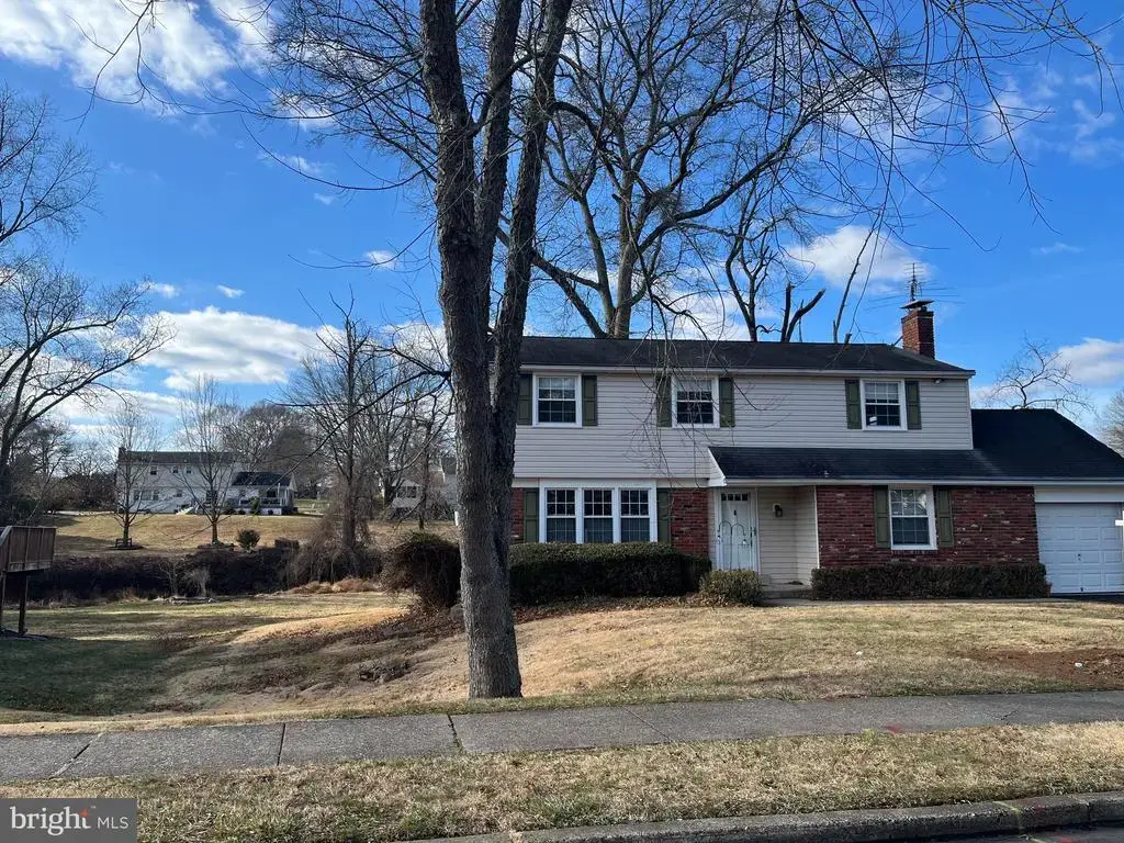 1366 Stephen Way, SOUTHAMPTON
