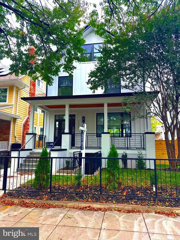 1209 Decatur St Nw, WASHINGTON