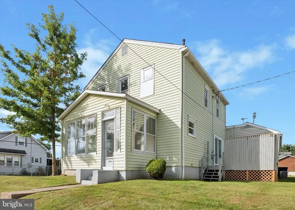 211 S Dupont Rd, NEWPORT