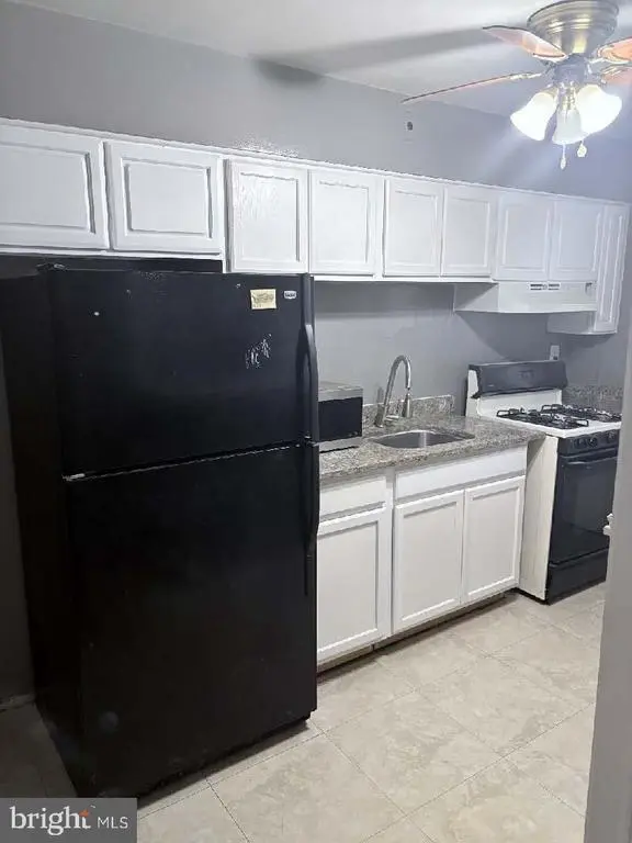 422 Scarsdale Rd, Baltimore