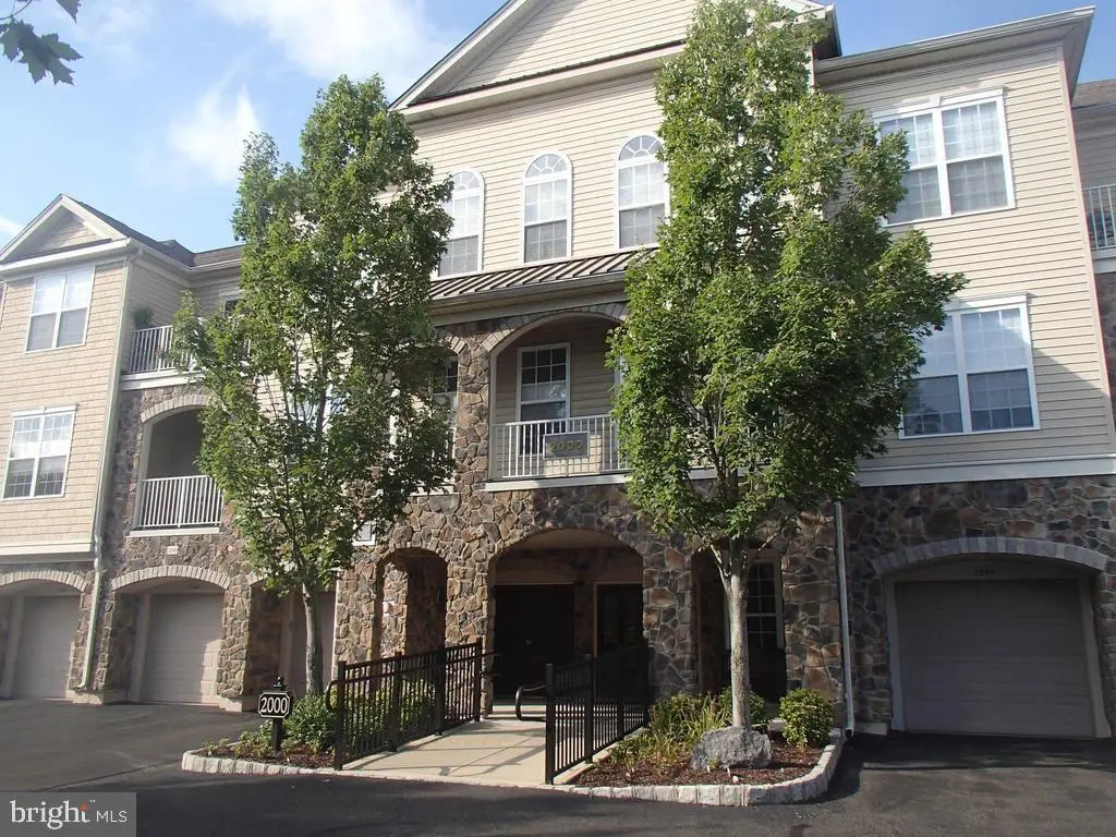 1203 Knox #1203, WARWICK