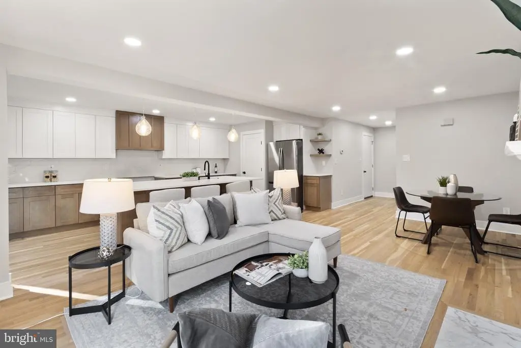 3920 12th St S, ARLINGTON