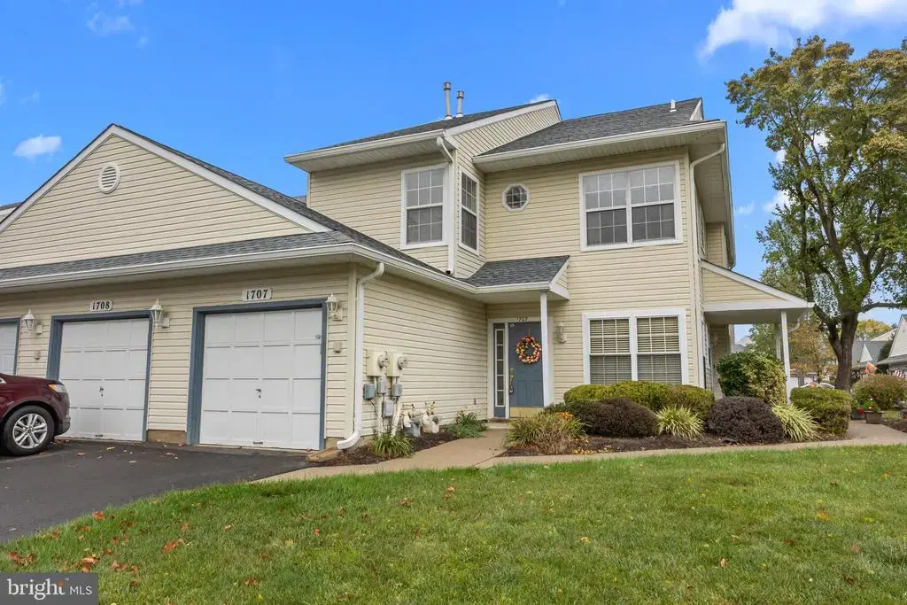 1707 Lynbrooke Dr, YARDLEY