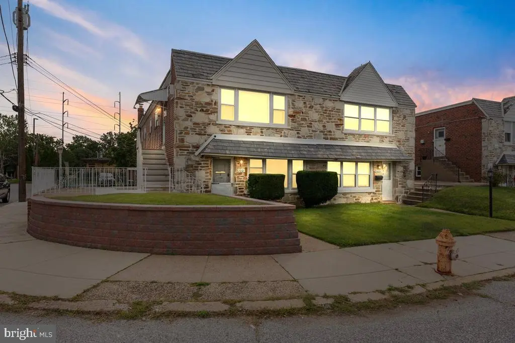 2001 Beyer Ave, PHILADELPHIA