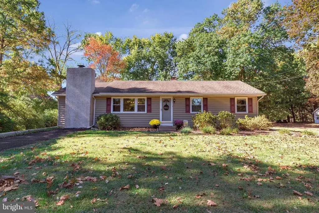 218 Keeley Ave, DOYLESTOWN