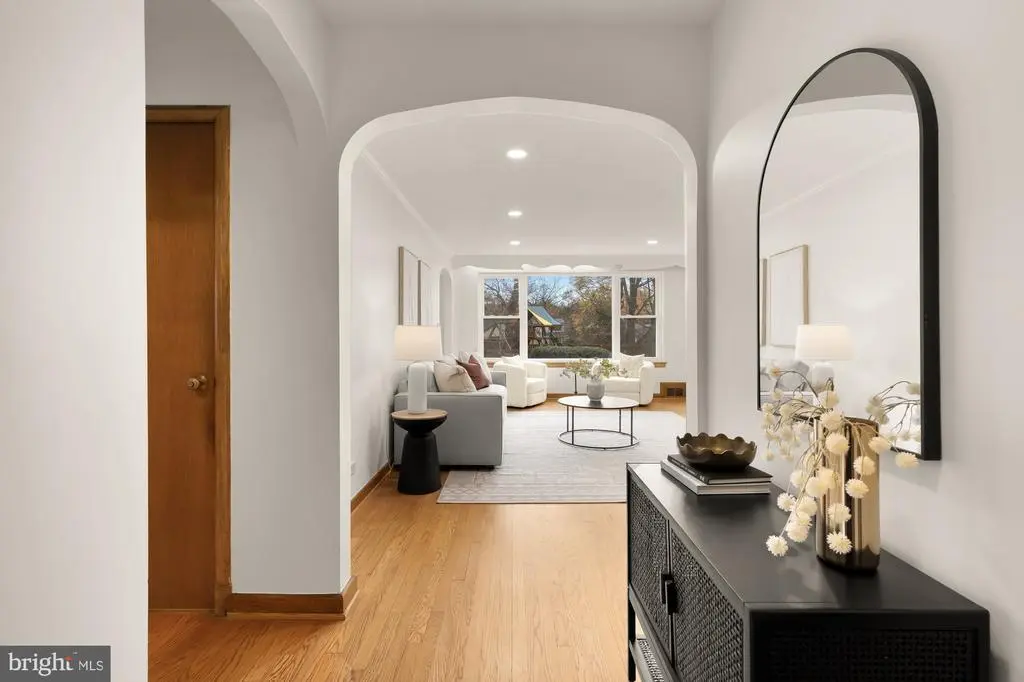 1102 Dale Dr, SILVER SPRING