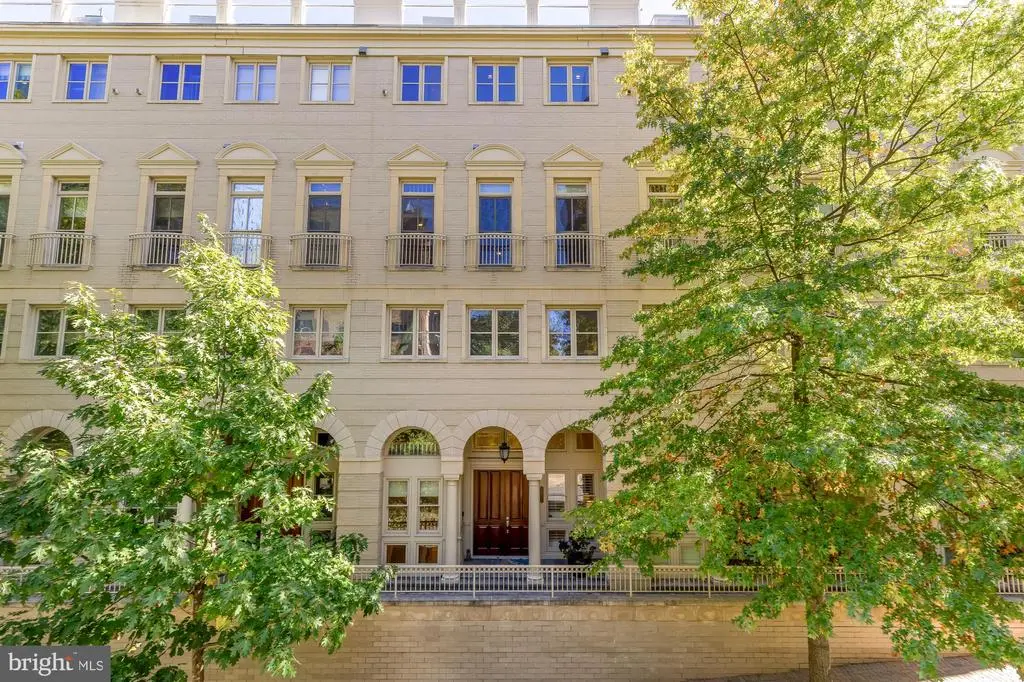 1417 N Nash St, ARLINGTON