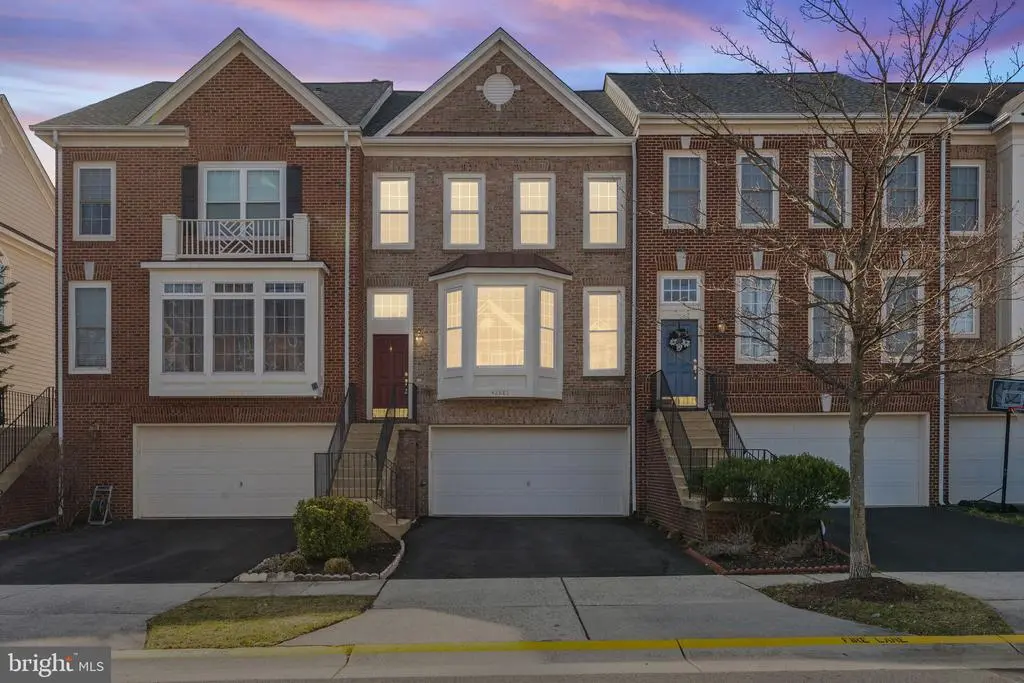 42685 Rolling Rock, CHANTILLY