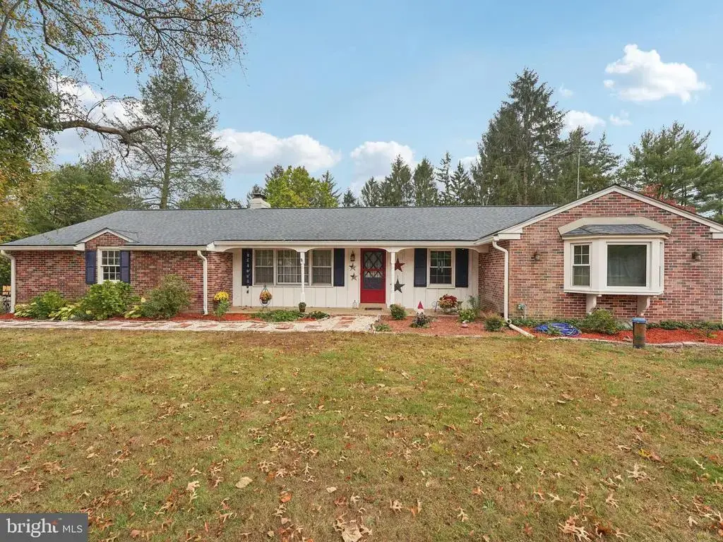 1002 Cathill Rd, SELLERSVILLE