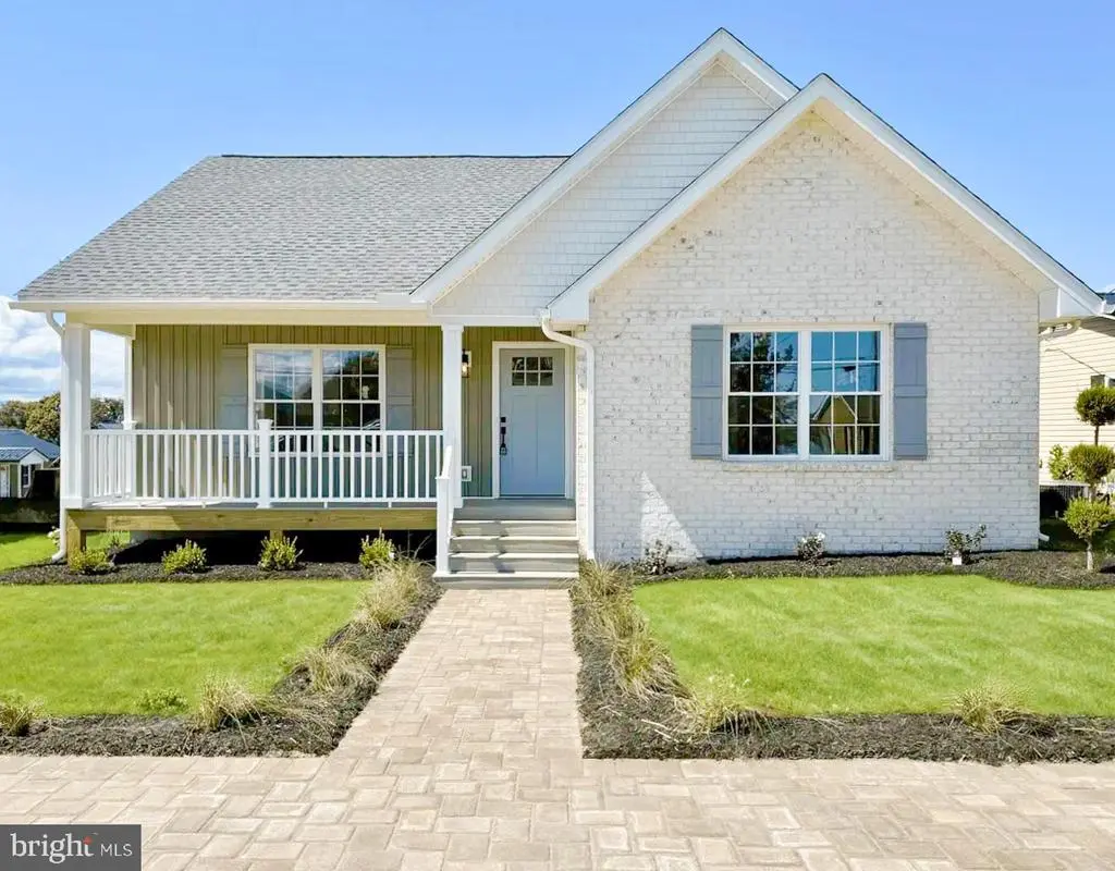 320 8th Avenue, Luray