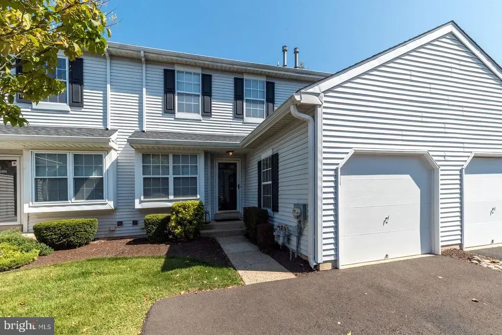 2402 Dogleg Dr, WARRINGTON