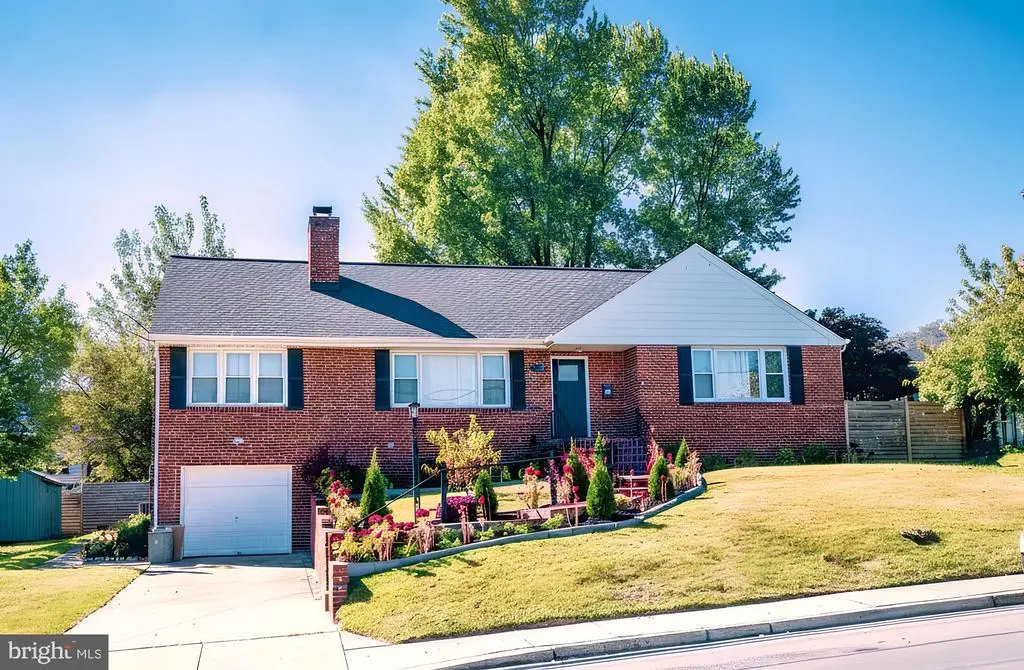 923 Ray Rd, Hyattsville