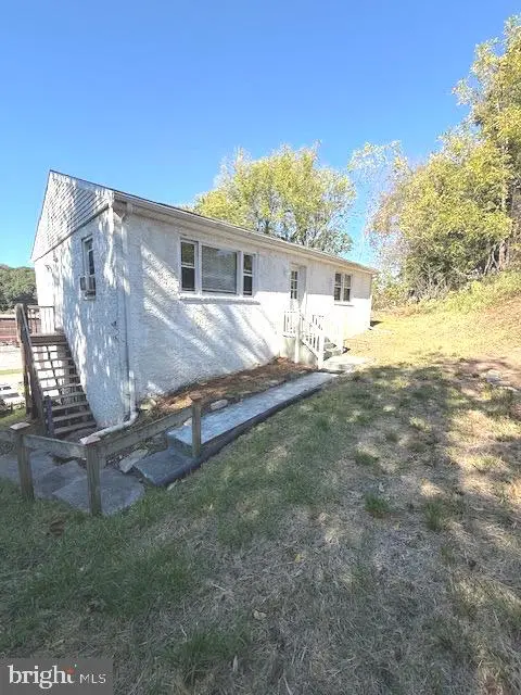 796 S 1st Ave, COATESVILLE