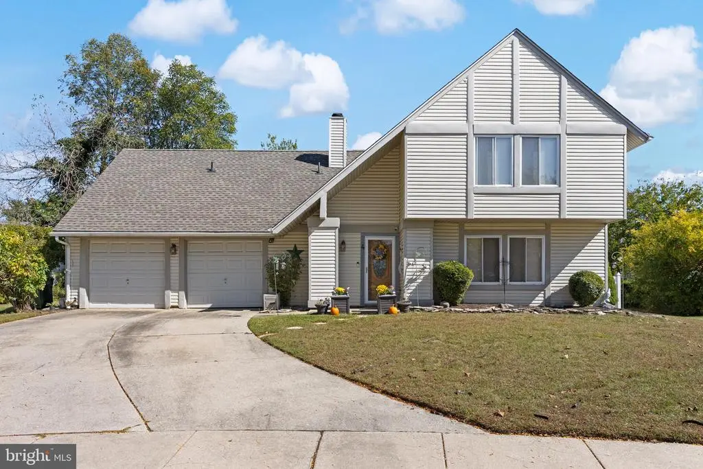 4 Brower Ct, MARLTON