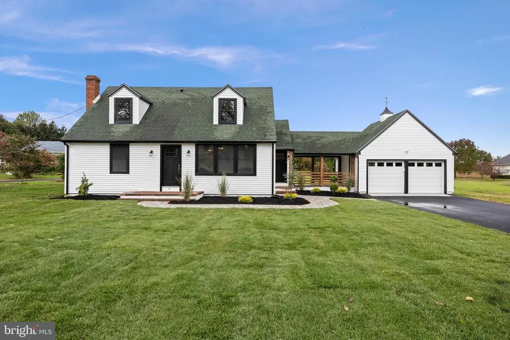 11 Valley Farm Rd, WESTAMPTON