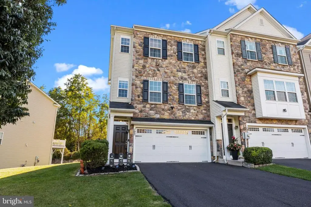 193 Graystone Dr, FEASTERVILLE TREVOSE