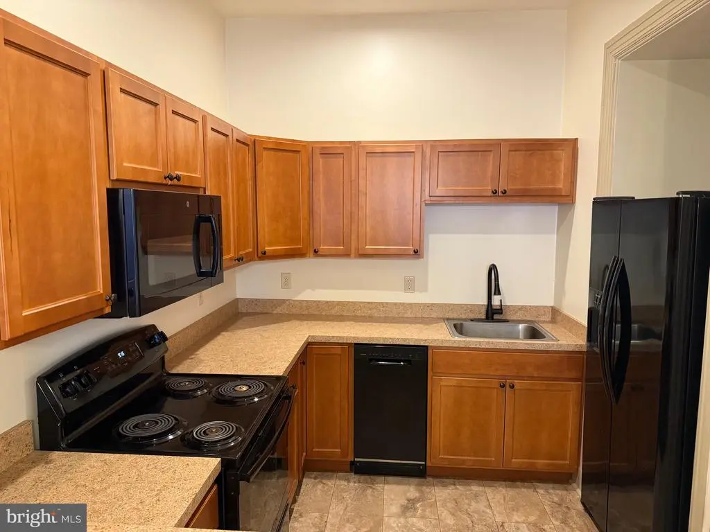 5 W Queen St #b, CHAMBERSBURG