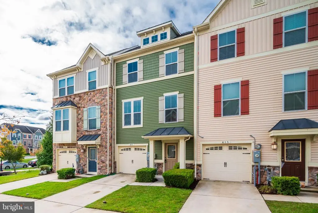 613 Foxwood Dr, Glen Burnie