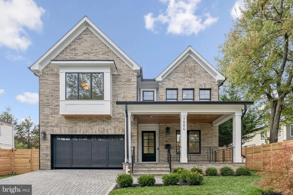 7004 Clarendon Rd, BETHESDA