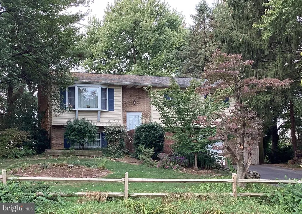 1318 Habecker Rd, COLUMBIA