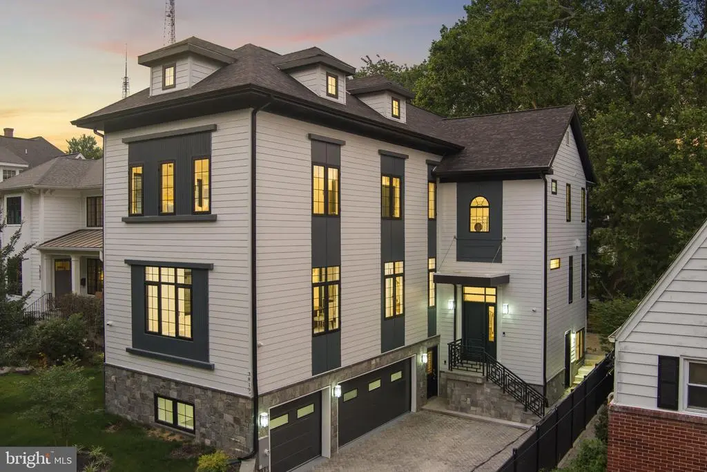 3819 Albemarle St Nw, WASHINGTON